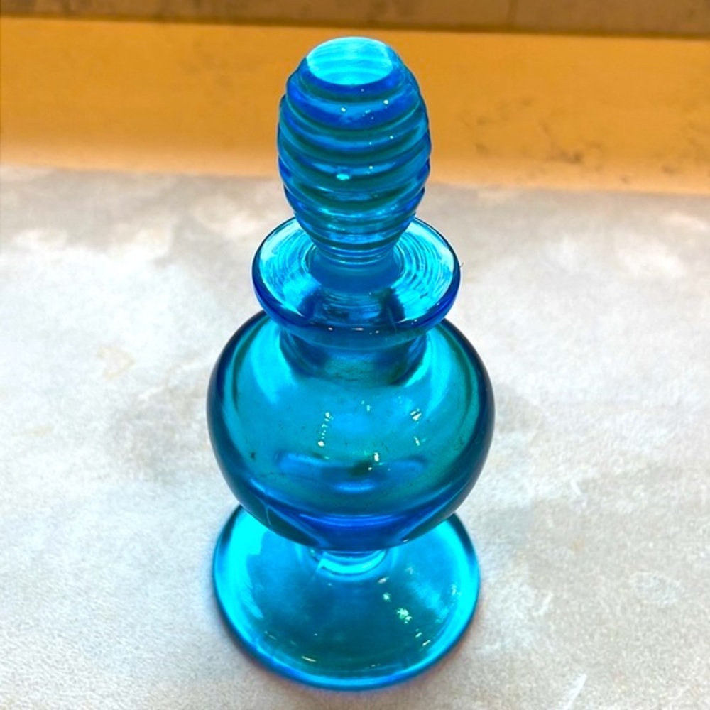 Antique Cambridge Glass Company Beehive Stopper Perfume Bottle